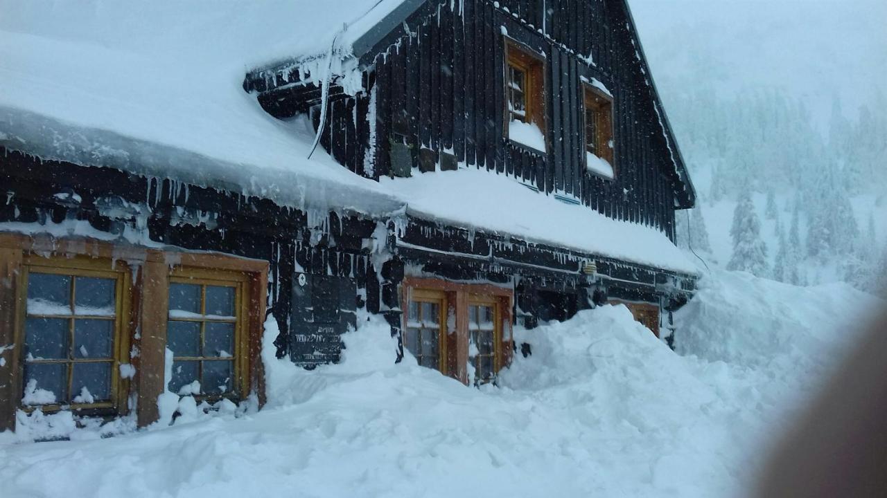 Willa Urocza Hotel Karpacz Buitenkant foto
